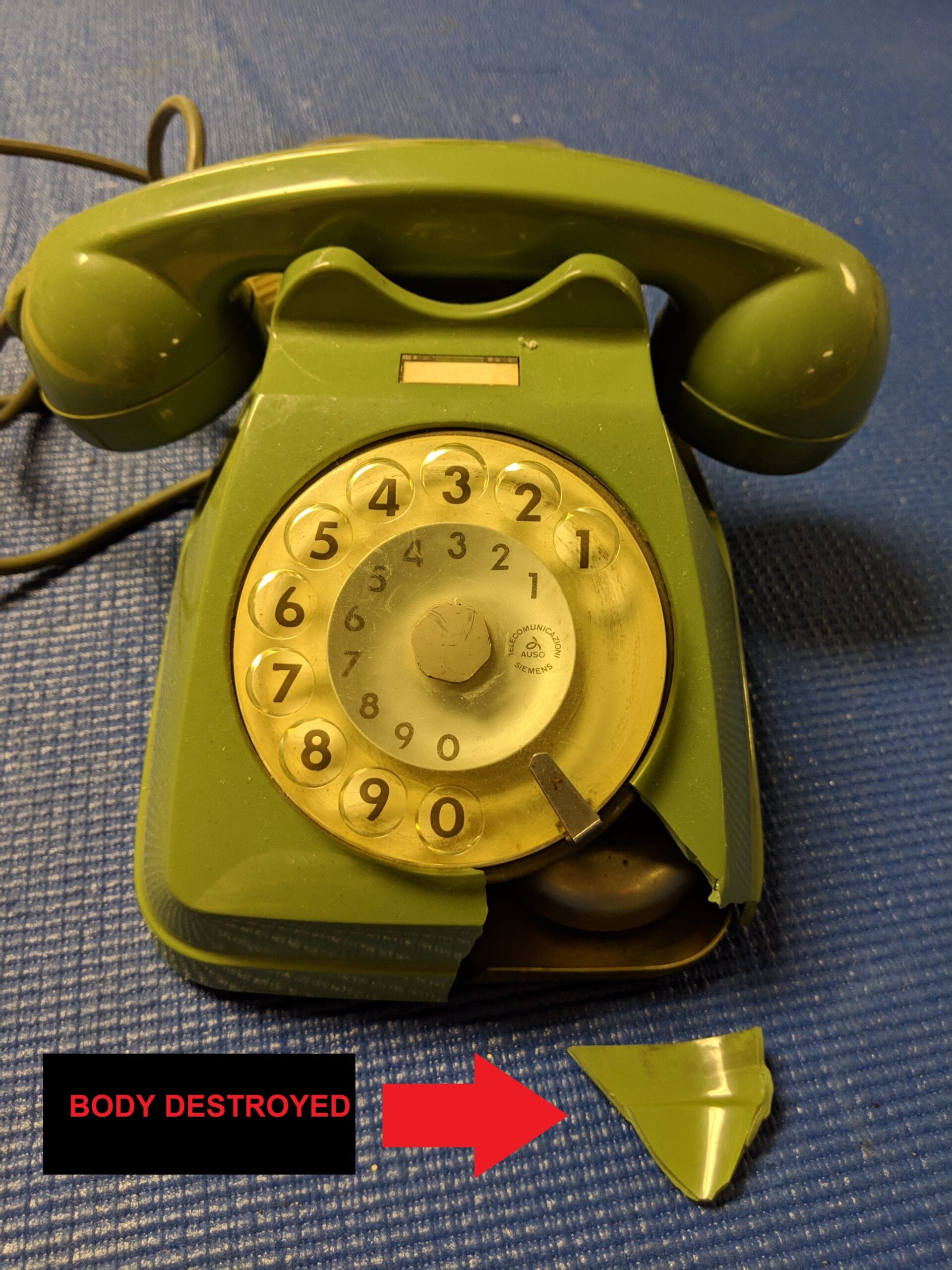 Italian Phone Broken in Shipment Due to Poor Packaging