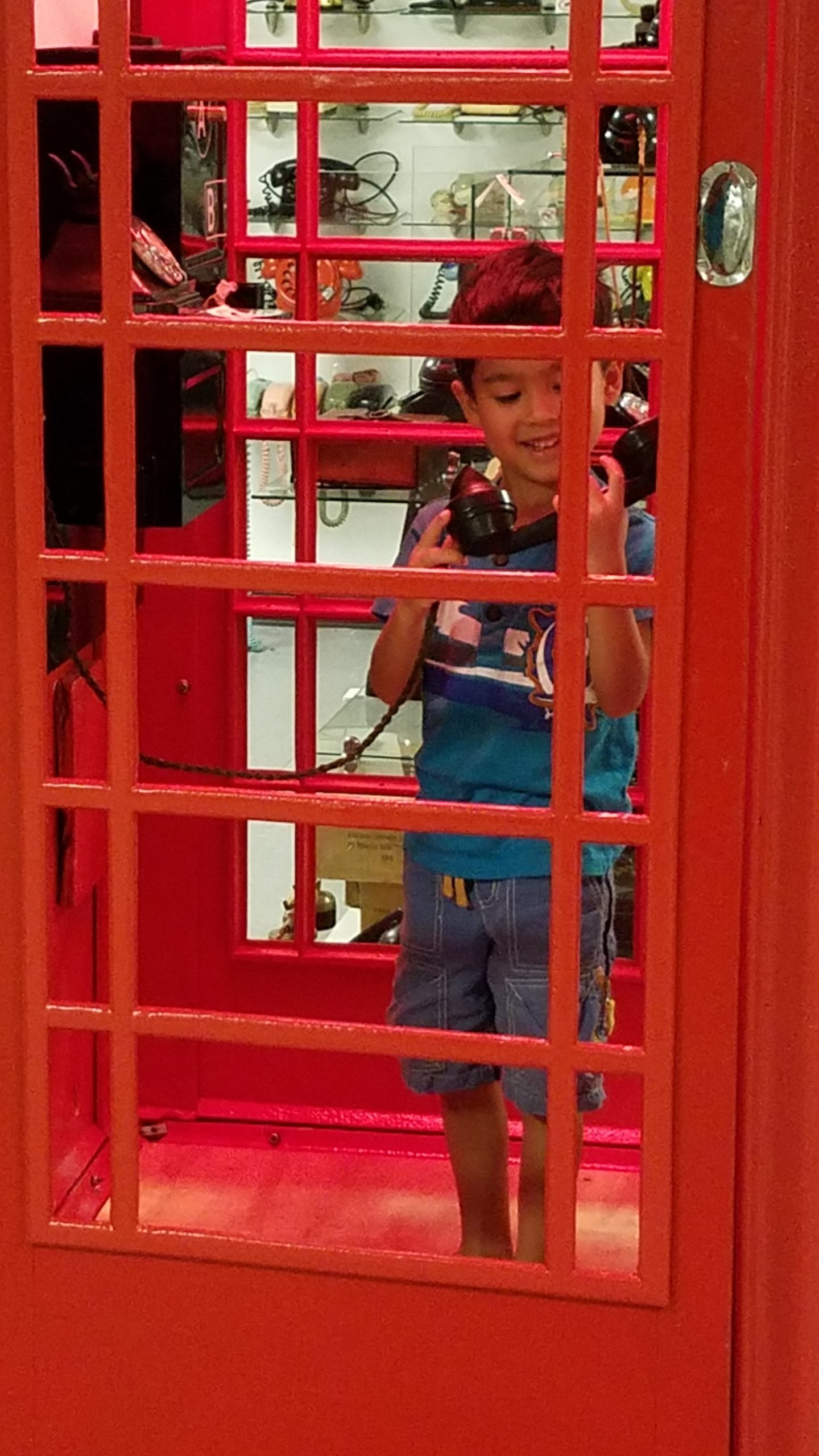 The K6 kiosk is Britain's Iconic Red Telephone Box designed by Sir Giles Gilbert Scott in 1935 to commemorate the Silver Jubilee of the coronation of King George V.