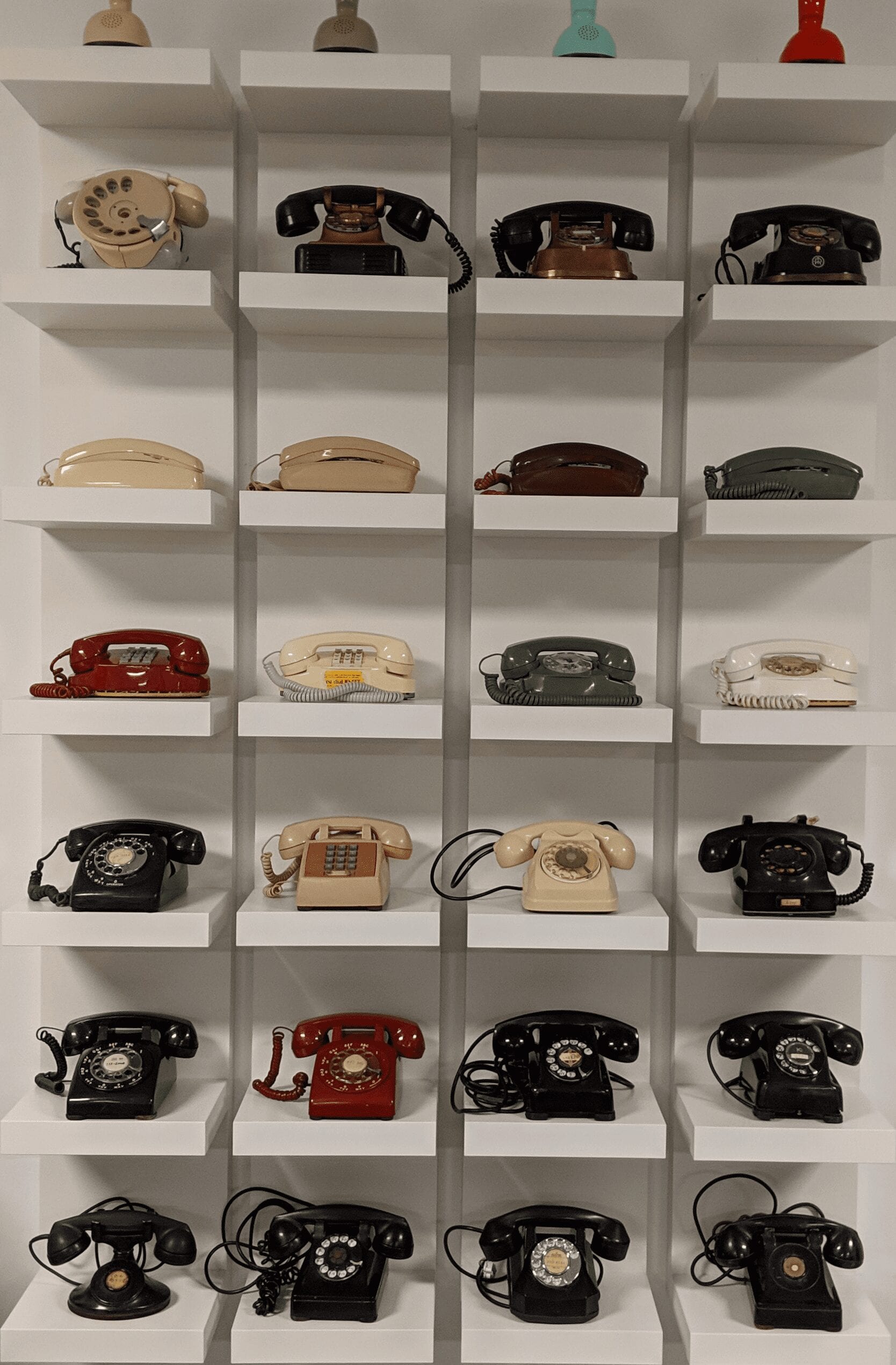 PhoneGrid